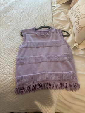 Lavender Knit Fringe Sleeveless Top • never worn